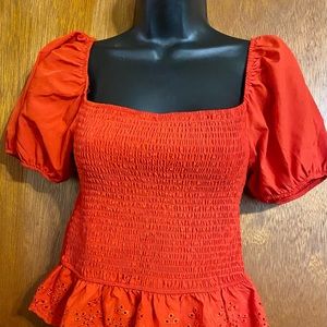 SHORT SLEEVE RED PEPLUM TOP •SIZE LARGE
